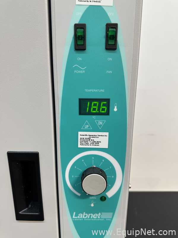 LabNet I-5311-D Incubator