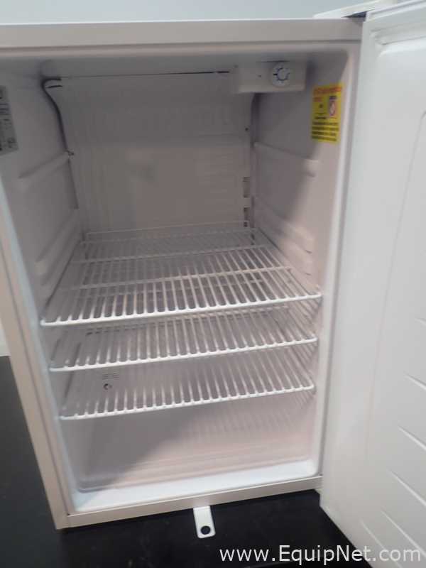 Lote de 4 Refrigeradores VWR HCUCFS-0404