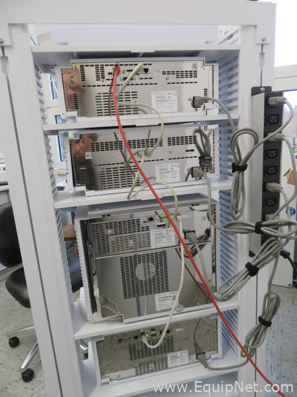 Agilent Technologies 1260 Infinity II HPLC System with 1260 Infinity II VWD Detector