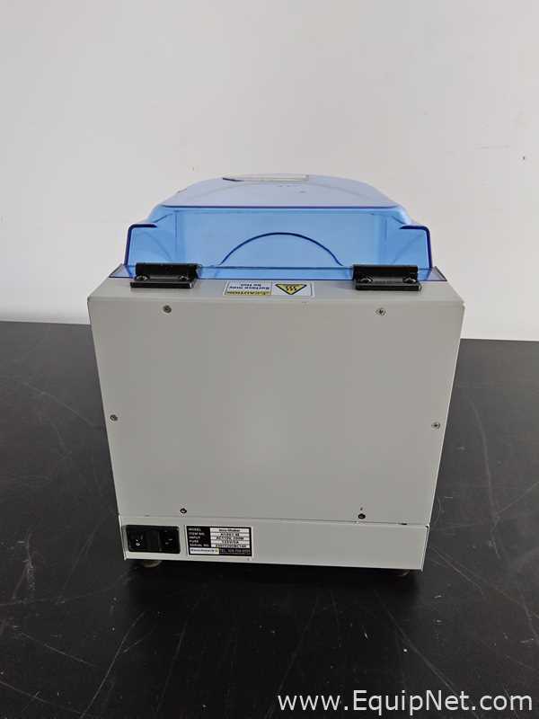 Agitador Benchmark Scientific Inc. Incu-Shaker