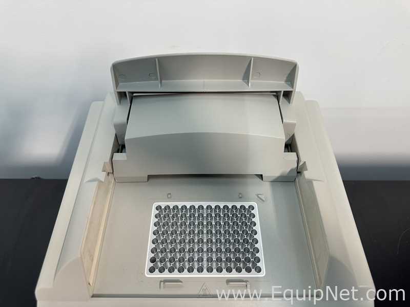 Applied Biosystems Geneamp PCR System 9700 PCR and Thermal Cycler