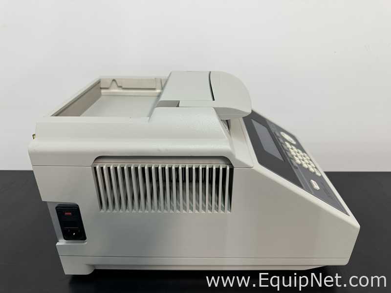 Applied Biosystems Geneamp PCR System 9700 PCR and Thermal Cycler