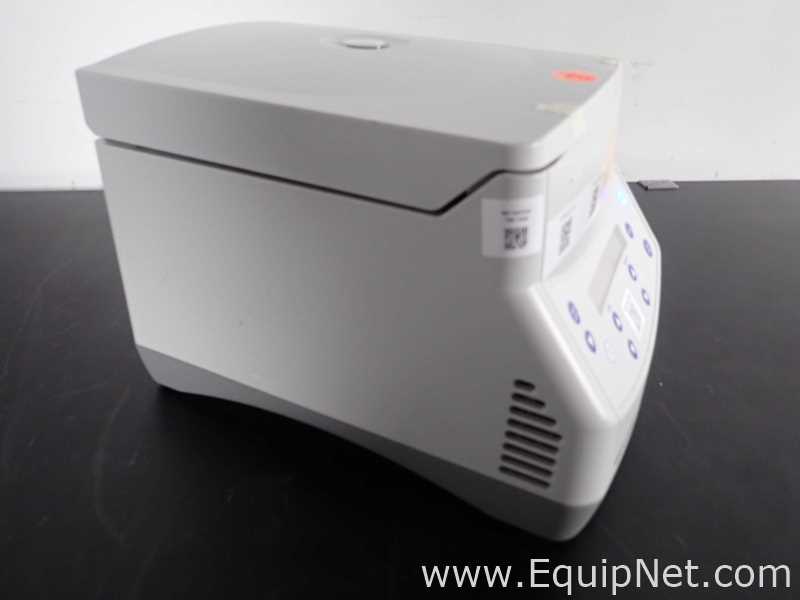 Eppendorf 5424 Laboratory Centrifuge