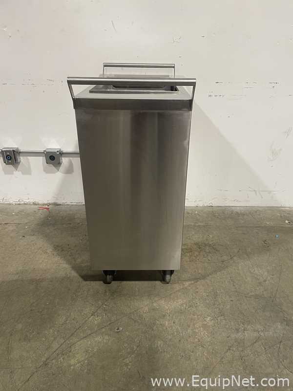 Berlin Equipment Cart