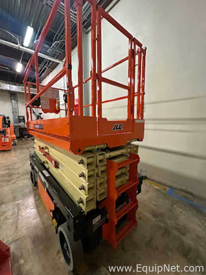 Elevador JLG Industries R4045
