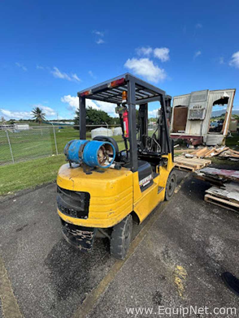 Empilhadeira Caterpillar GP25