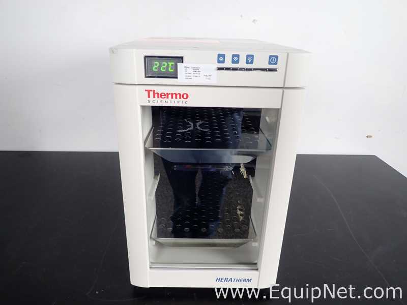 Thermo Fisher Scientific Heratherm IMC 18 Incubator