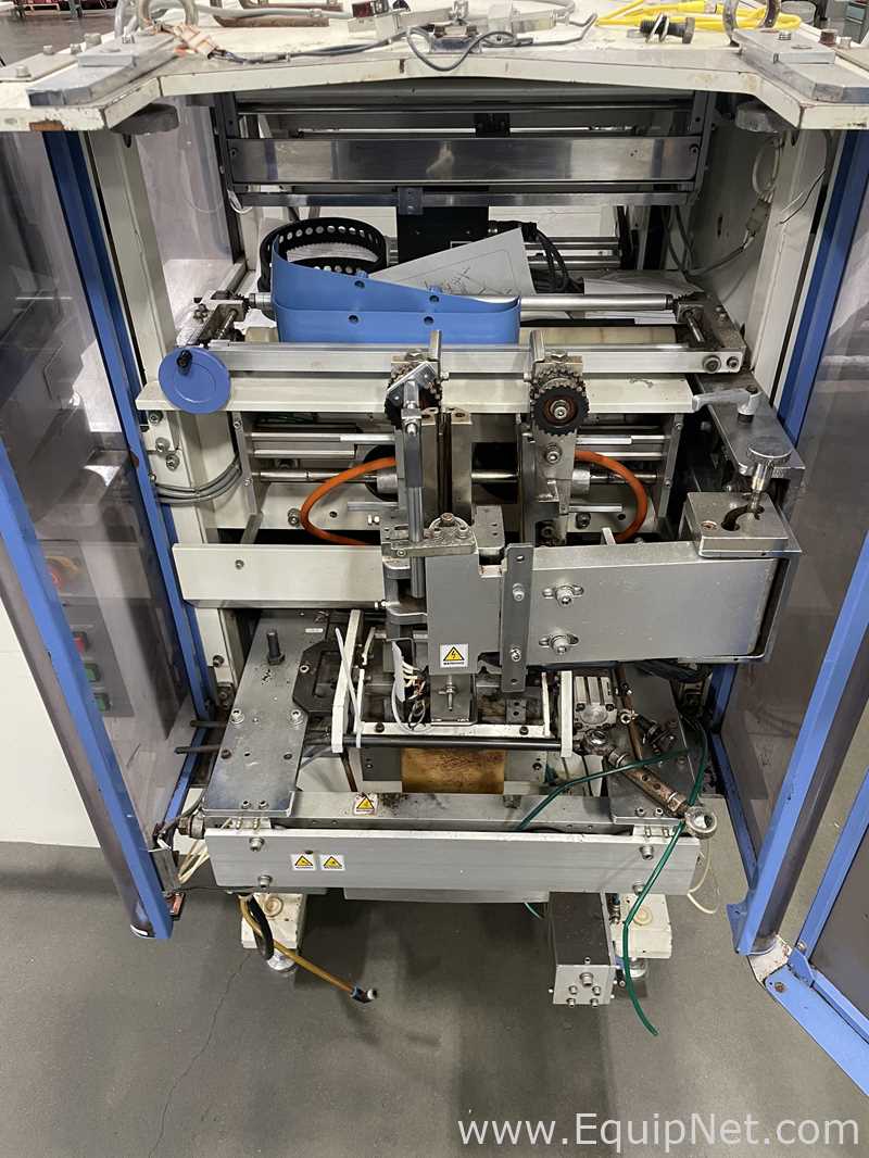 Embaladora de Fluxo Fuji Machinery Co. Ltd. FW7700