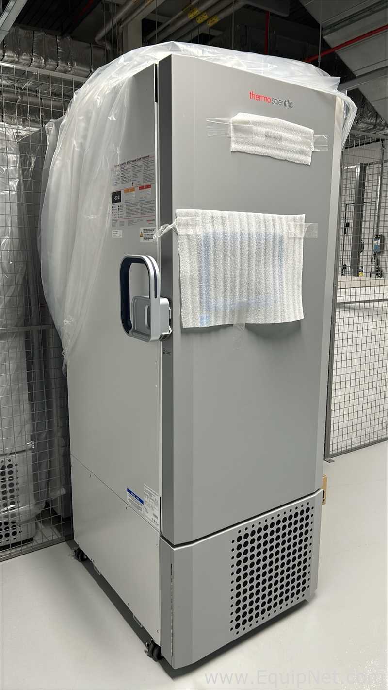 Unused Thermo Scientific TSX Series Ultra Low freezer TSX40086V