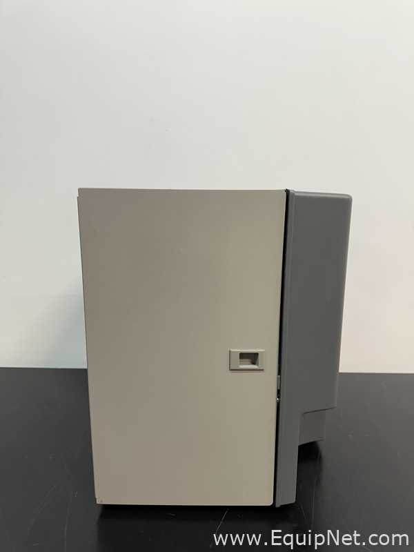 Beckman Coulter Coulter AcT Diff 2 Automated Hematology Analyzer