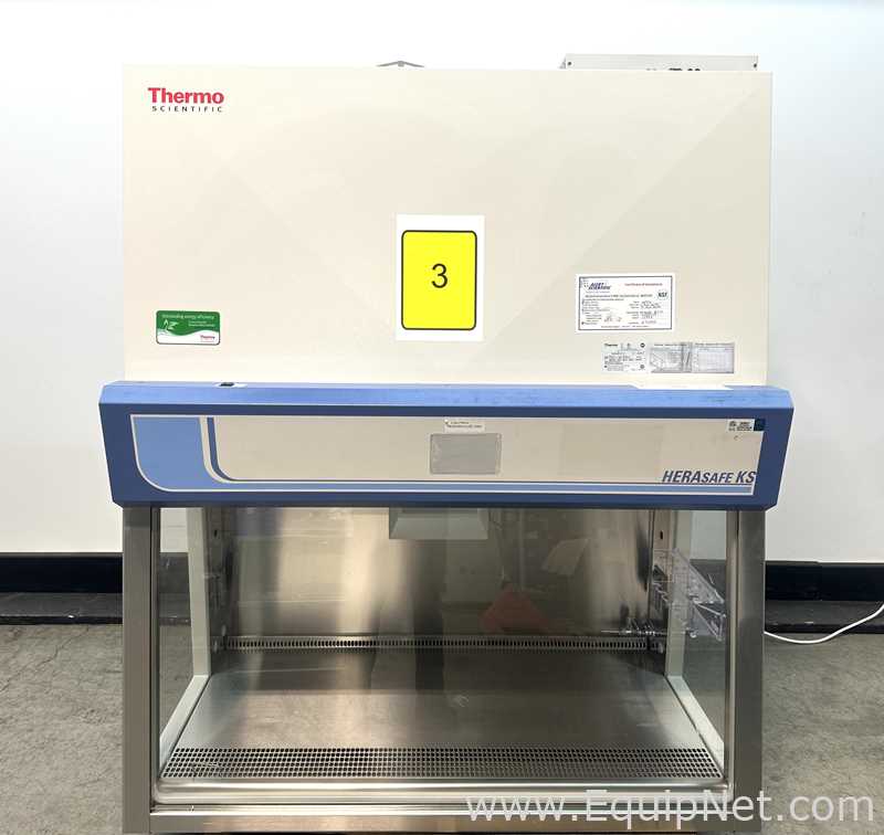Thermo Scientific Herasafe KS 12 Biological Safety Cabinet