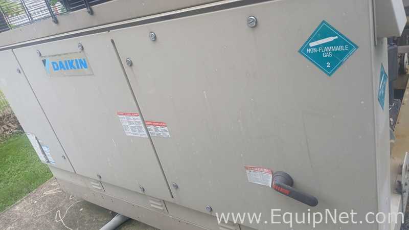 Enfriador Daikin AGZ120EDSEMNN00.  115 Toneladas