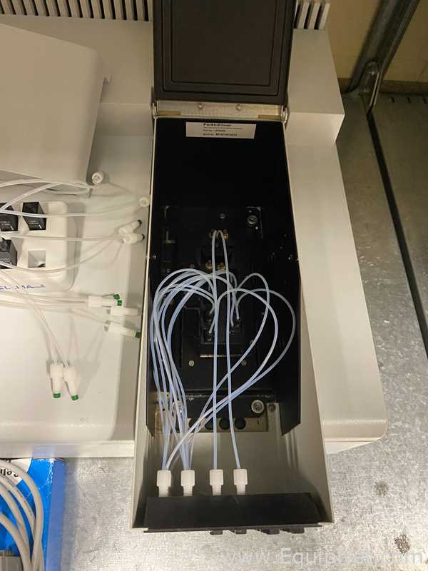 Espectrómetro Perkin Elmer Lamda 25