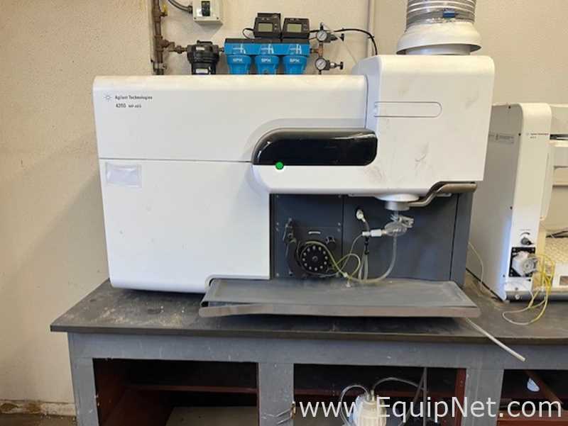 Agilent Technologies G8003 4200 MP-AES Mwith SPS-3 Autosampler and 4107 Nitrogen Generator