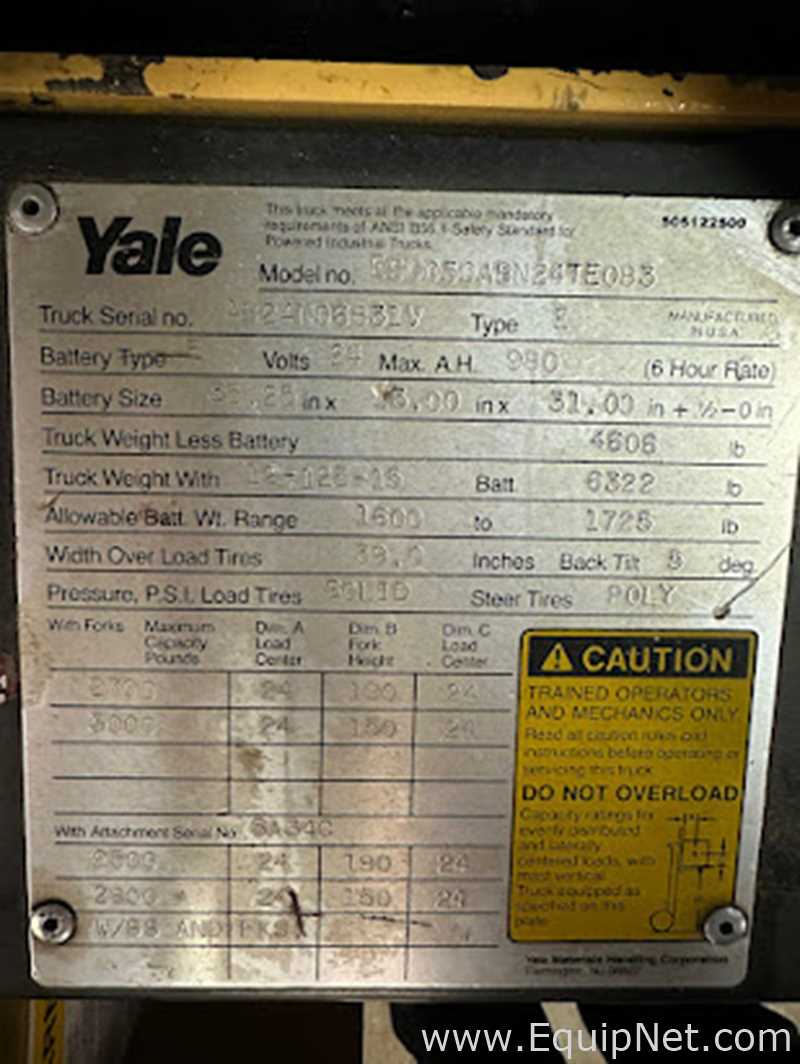 Empilhadeira Yale ESC030ABN24TE083