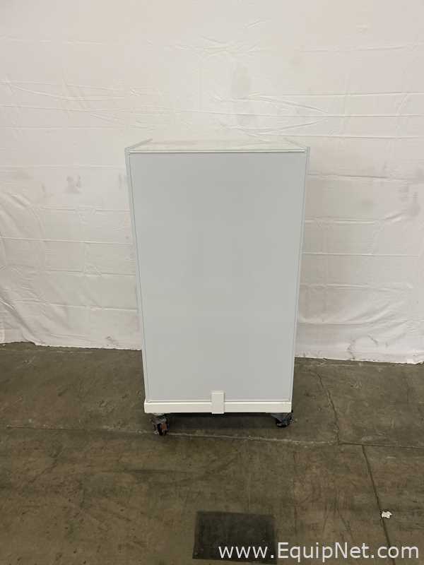 Gabinete de Almacenamiento South Coast Enterprises SCE-402421WEHAS