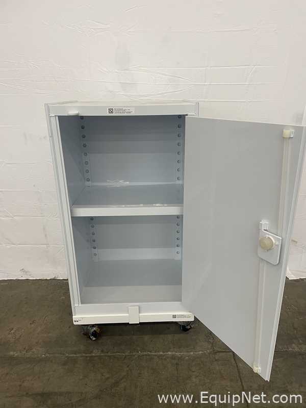 Gabinete de Almacenamiento South Coast Enterprises SCE-402421WEHAS