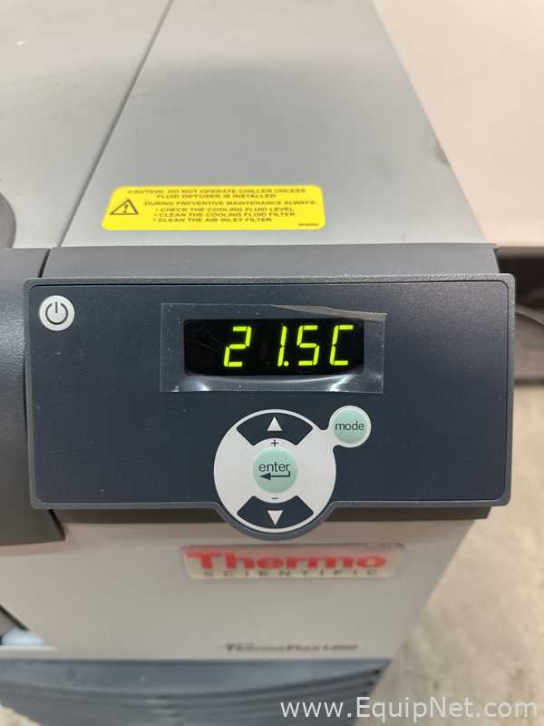 Thermo Scientific Neslab ThermoFlex1400 Recirculating Chiller