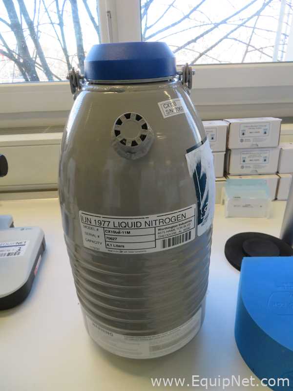 Worthington Industries CX100B-11M 4.1 Liters Liquid Nitrogen with Transport Case