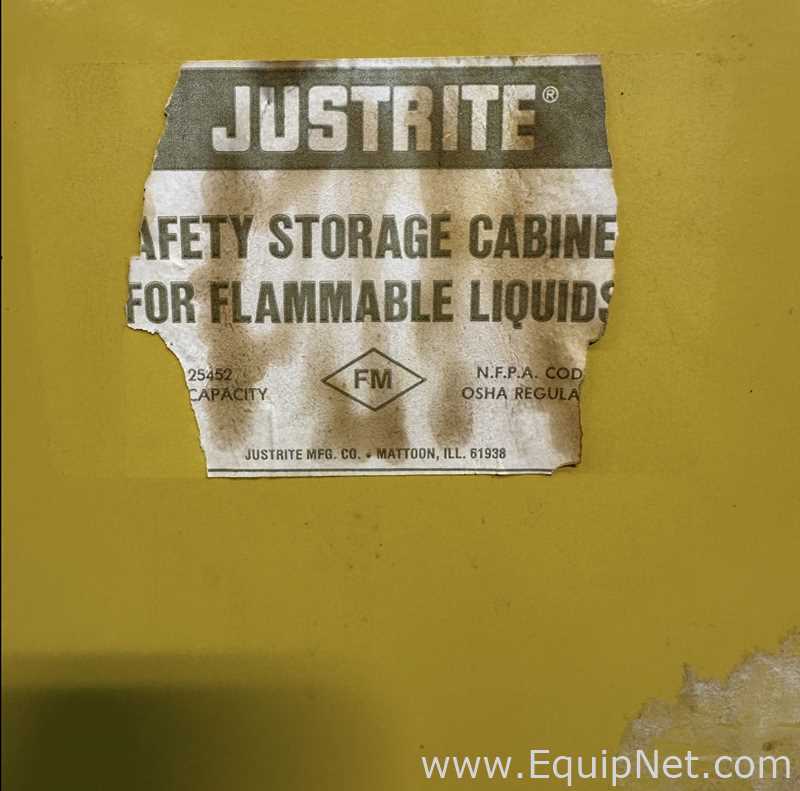Gabinete de Almacenamiento de Inflamables JustRite Requisitos de aire 45 GALS.  45 Galones