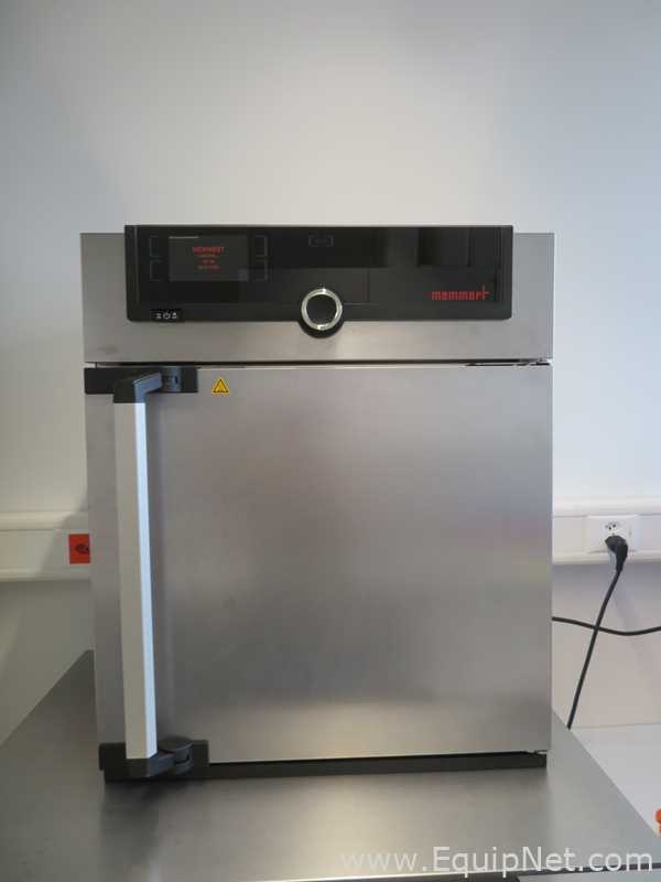Memmert UF 30 Lab Oven