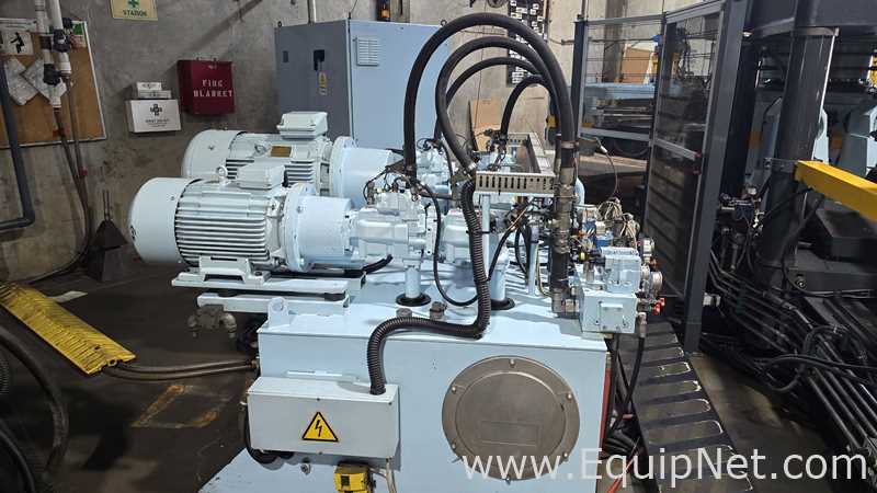 Equipamento de Molde de Injeção Main Group  Delta Up 2-750