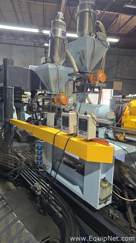 Equipamento de Molde de Injeção Main Group  Delta Up 2-750