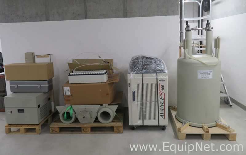 Ressonância Magnética Nuclear Bruker Advance III 400