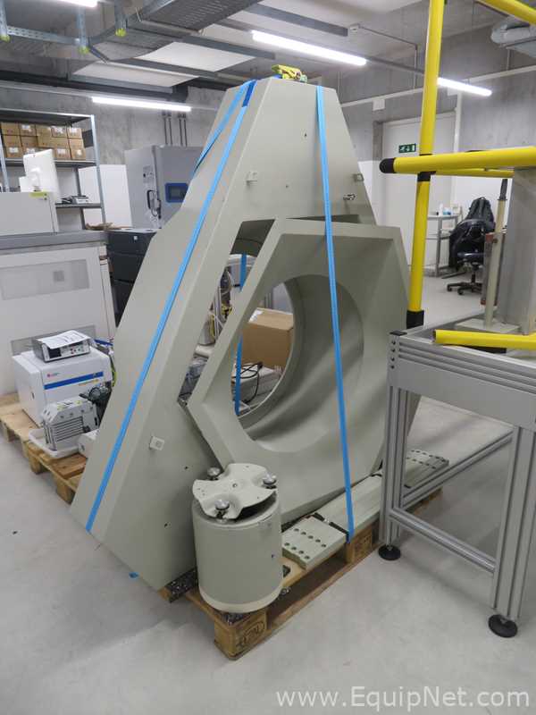Ressonância Magnética Nuclear Bruker Advance III 400