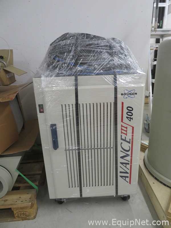 Ressonância Magnética Nuclear Bruker Advance III 400