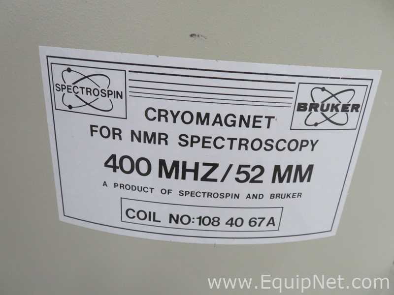 Ressonância Magnética Nuclear Bruker Advance III 400