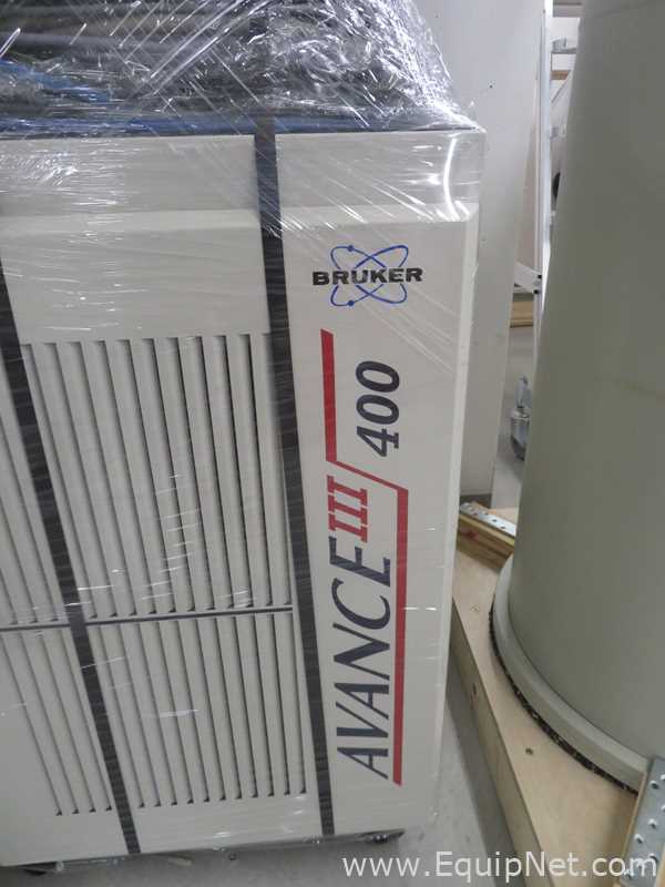 Ressonância Magnética Nuclear Bruker Advance III 400