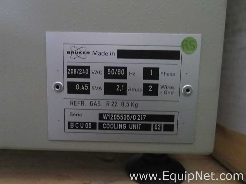 Ressonância Magnética Nuclear Bruker Advance III 400