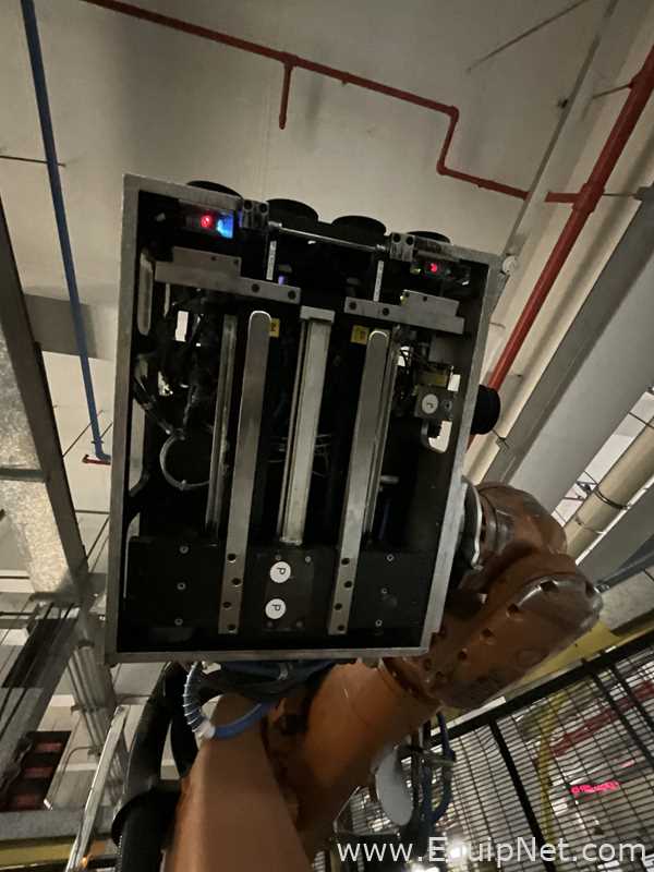 KUKA Roboter GmbH KR 140comp 6 Axis Robot with Enclosure - Line 4