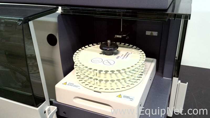 Citómetro de Flujo Becton Dickinson and Company BD FACSCanto II Flow Cytometer