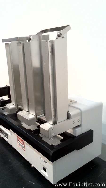 Integra VIAFILL Reagent Dispenser with VIAFILL Stacker