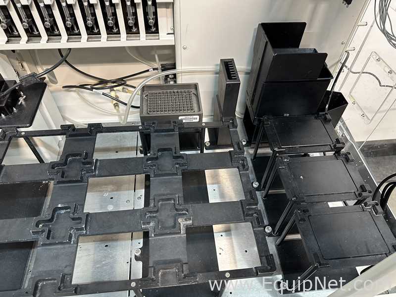 Beckman Coulter Biomek FXp Liquid Handler