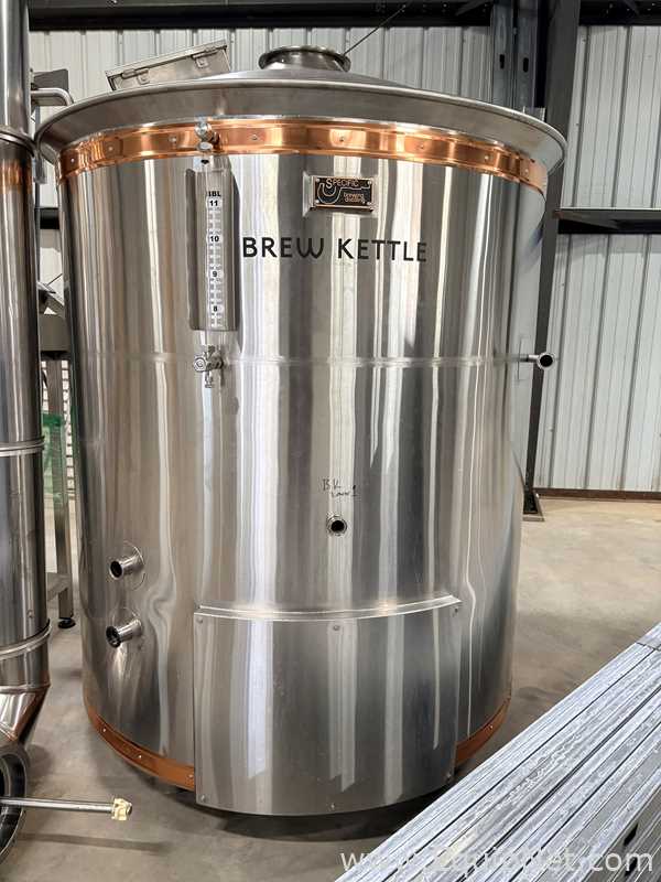Equipamento de fabricação de cerveja e destilação Specific Mechanical Systems 8.5 BBL 2 Vessel Brewhouse 