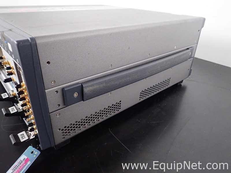Keysight M9018B PXIe Chassis with Modules