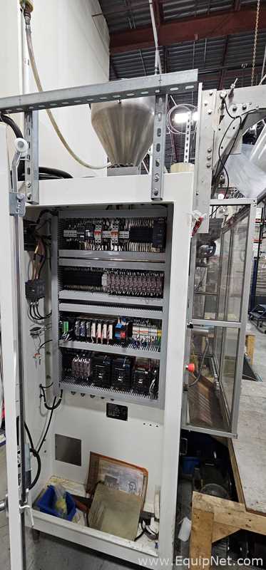 General Packaging Equipment 70WL12C4 Vertical Form Fill Seal Machine