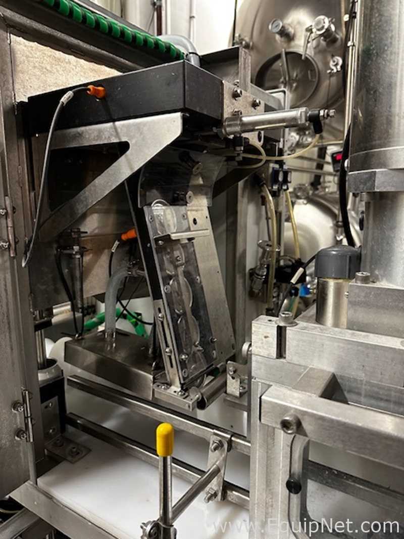Máquina para Enlatar Alpha Brewing Compass 25 - Compact