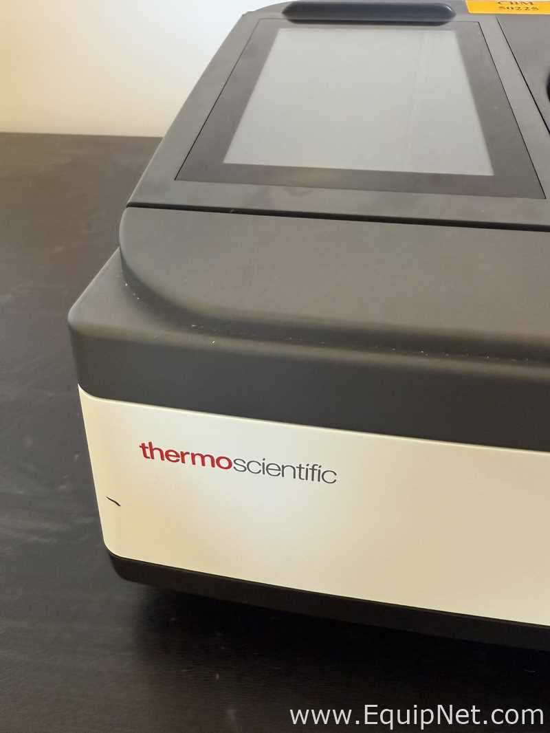 Espectrofotómetro Thermo Scientific Genesys 150