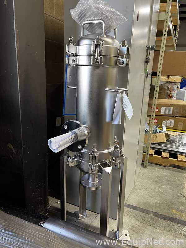Unused PALL A04HK-2G8F33J-BE Filter Housing
