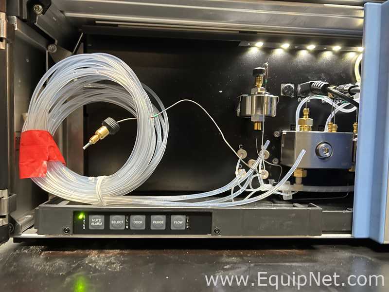 Thermo Scientific Vanquish HPLC with DAD and F Detectors