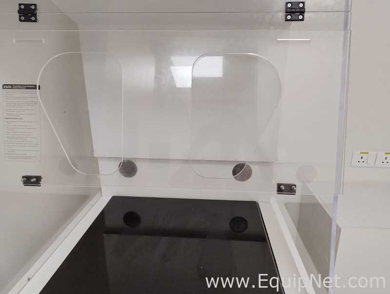 Capela de Exaustão e Fluxo Laminar Esco PW1-3A1