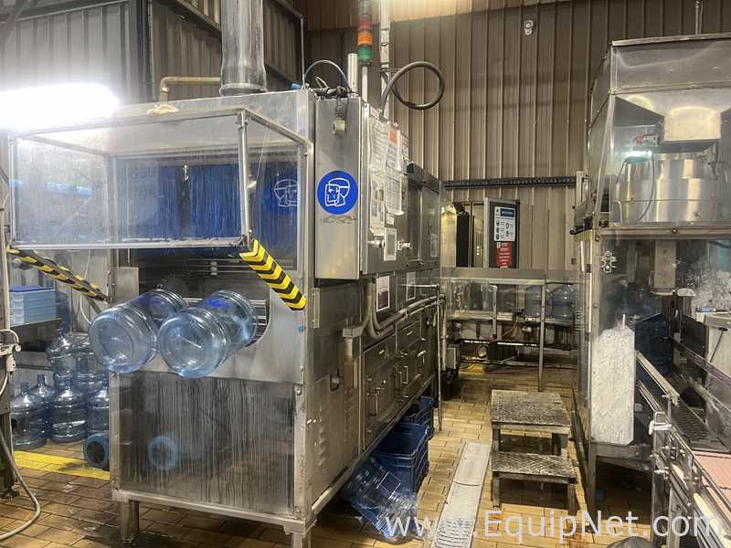 Linha de Envase de Bebidas Cap Snap 300 Metric Adapta.  5 Galão