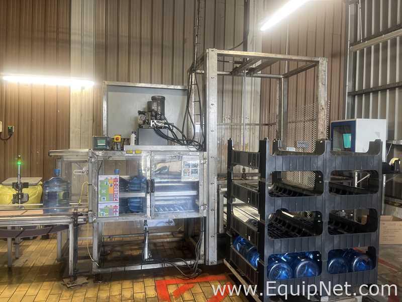 Linha de Envase de Bebidas Cap Snap 300 Metric Adapta.  5 Galão