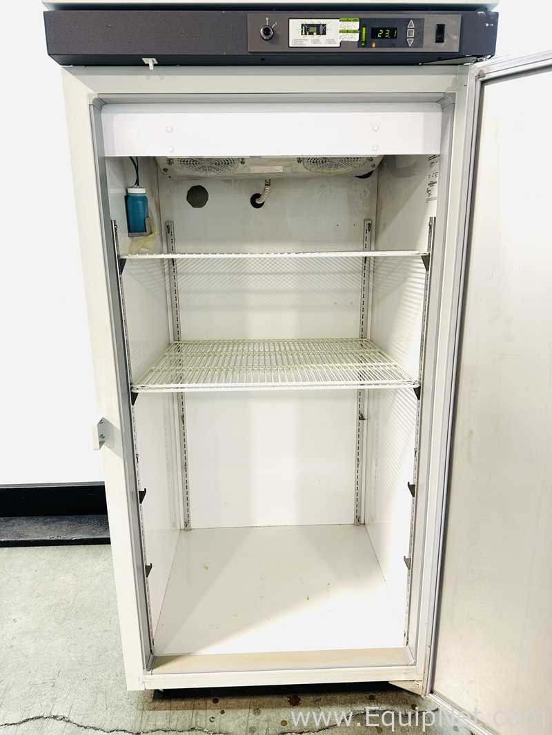 Refrigeradores Thermo Fisher Scientific REL3004A21