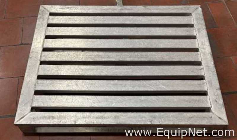 Lot Of 800 CP1 Aluminium Pallets 1200x1000
