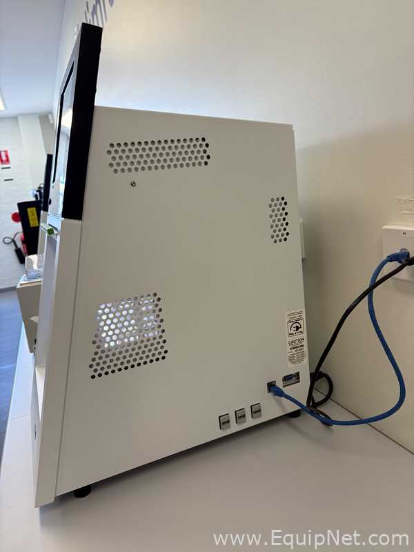 Perkin Elmer LabChip GXII Touch Protein Characterization System